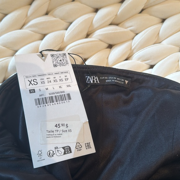 zara black faux leather halter top - Picture 3 of 6